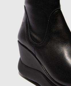 Thetradeco.shop641e764320 4